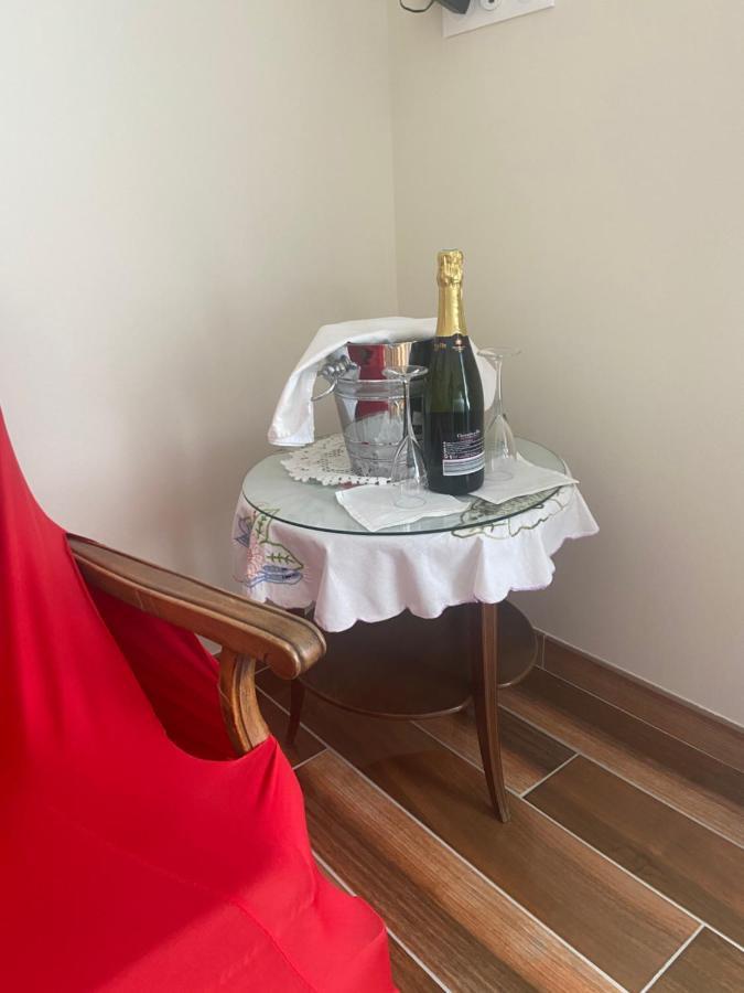 Bed and Breakfast Esprit Etape Saint-Barthélemy-de-Vals Exterior foto