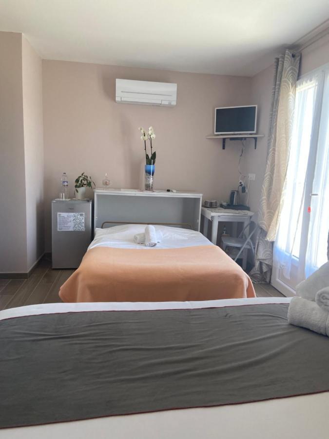 Bed and Breakfast Esprit Etape Saint-Barthélemy-de-Vals Exterior foto