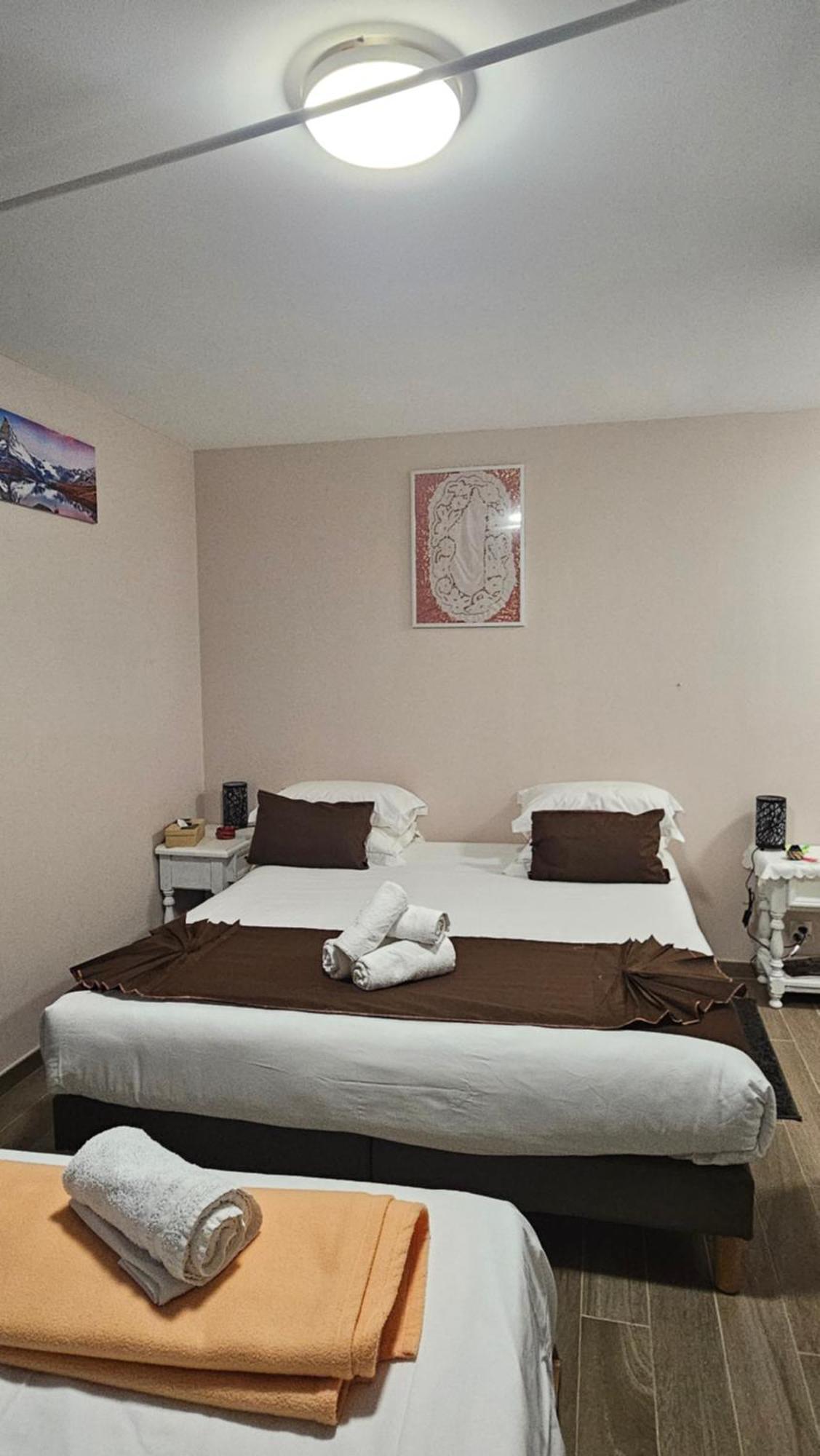 Bed and Breakfast Esprit Etape Saint-Barthélemy-de-Vals Exterior foto